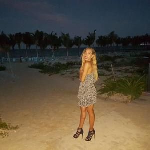 Meet your Posher, Martina